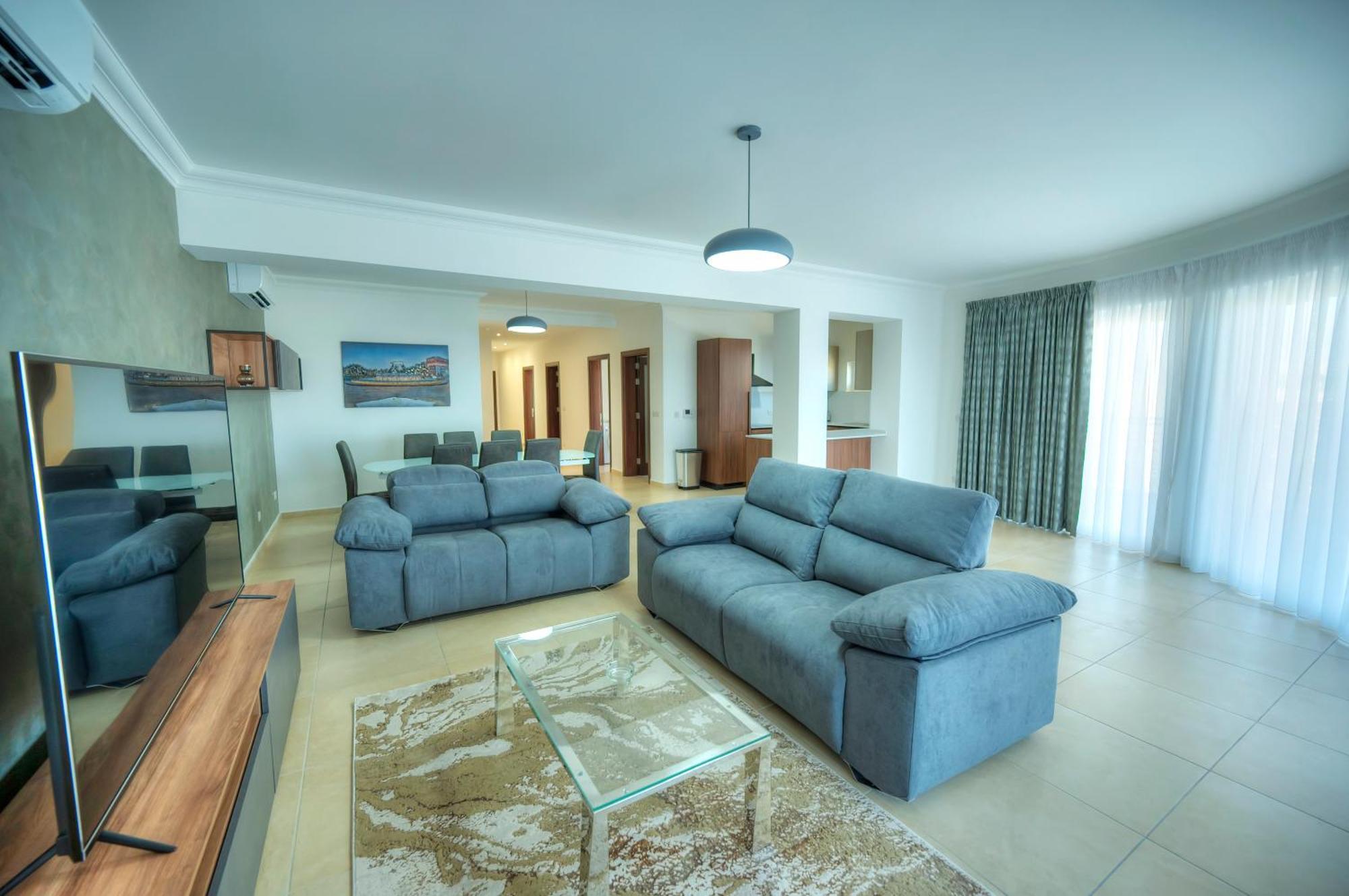 Fort Cambridge Apartments Слима Экстерьер фото